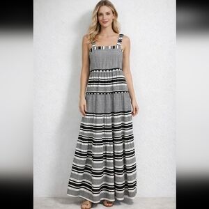 NEW Grace+Karma Black/White Stripe Maxi Dress Women's Size Medium